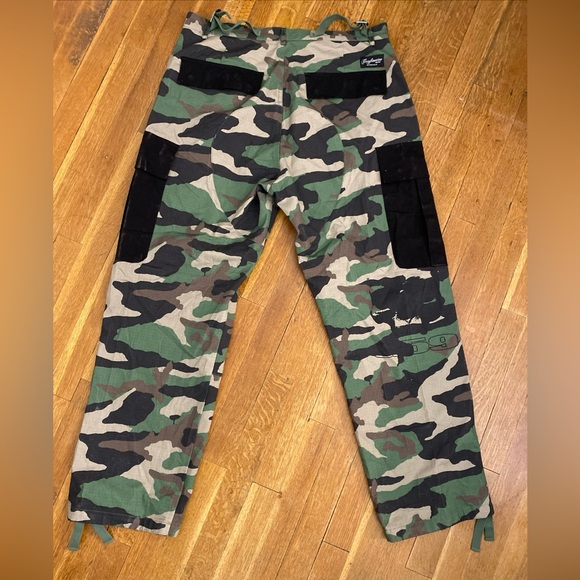 G59 Woodland Camo Cargo Pants Men’s Size XL Grey Five Nine Records EUC - Picture 1 of 15